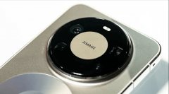 <b>华为Mate80ProMax实机拆机内部构制实的绝了！</b>